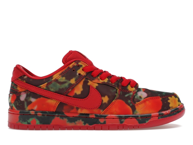 Nike SB Dunk Low The Wizard of Oz Poppy Field - Primary Image