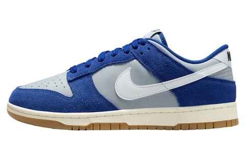 Nike Dunk Low Retro SE Deep Royal Blue Gum